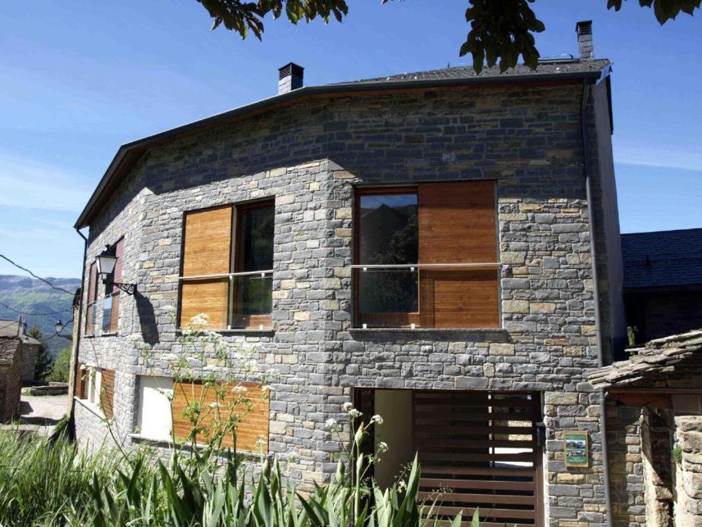 Apartamentos Ordesa Infinita Asín de Broto Eksteriør billede